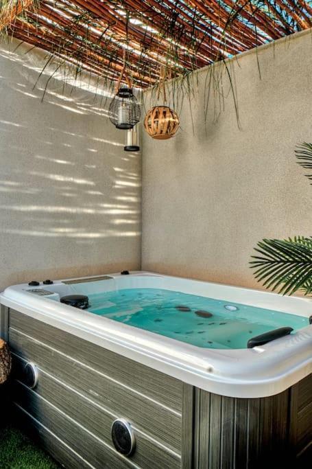 Suite Con Jacuzzi En La Montana. Catadau Kültér fotó